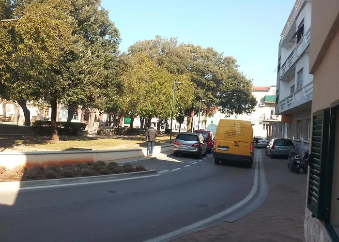 With A Parking Space - 12206